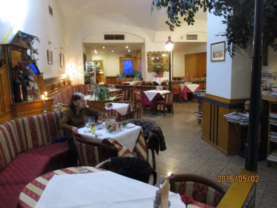Cafe 3/4 Takt